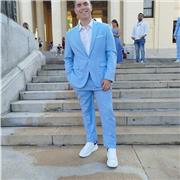 Licenciado en Economía con honores. Con más de 3 años de experiencia. Disponibilidad para clases presenciales o online